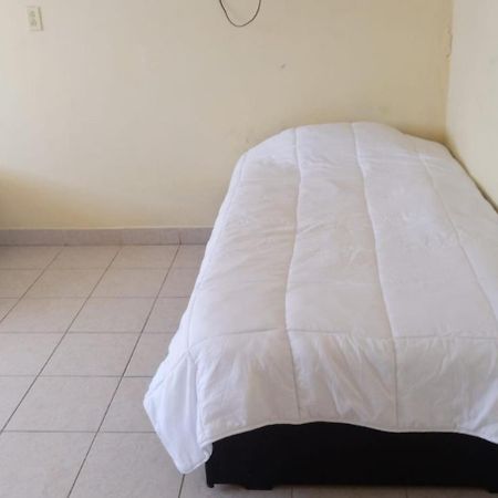 Hostal Las Quince Letras Tehuacán Exteriör bild